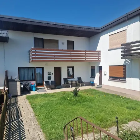 Prázdninový dům Ferienunterkunft Mit Whirlpool, Sauna Und Garten