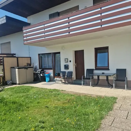 Prázdninový dům Ferienunterkunft Mit Whirlpool, Sauna Und Garten *